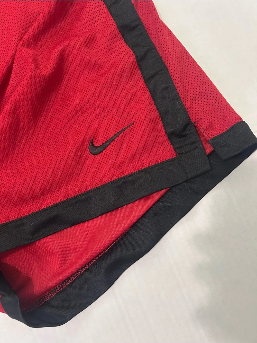 Nile Basketball Mens Athletic Shorts Mesh Red Black Retro Vintage Large